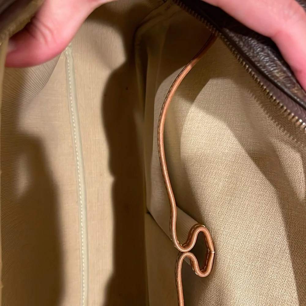 Louis Vuitton Vintage Reporter GM - Picture 7 of 10